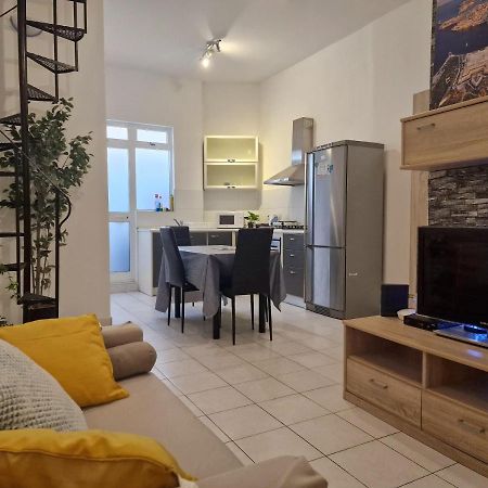 Balesa Property - Modern Duplex House In Central Σλιέμα Εξωτερικό φωτογραφία