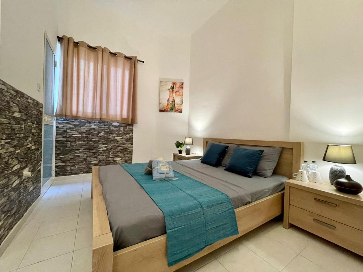 Balesa Property - Modern Duplex House In Central Σλιέμα Εξωτερικό φωτογραφία